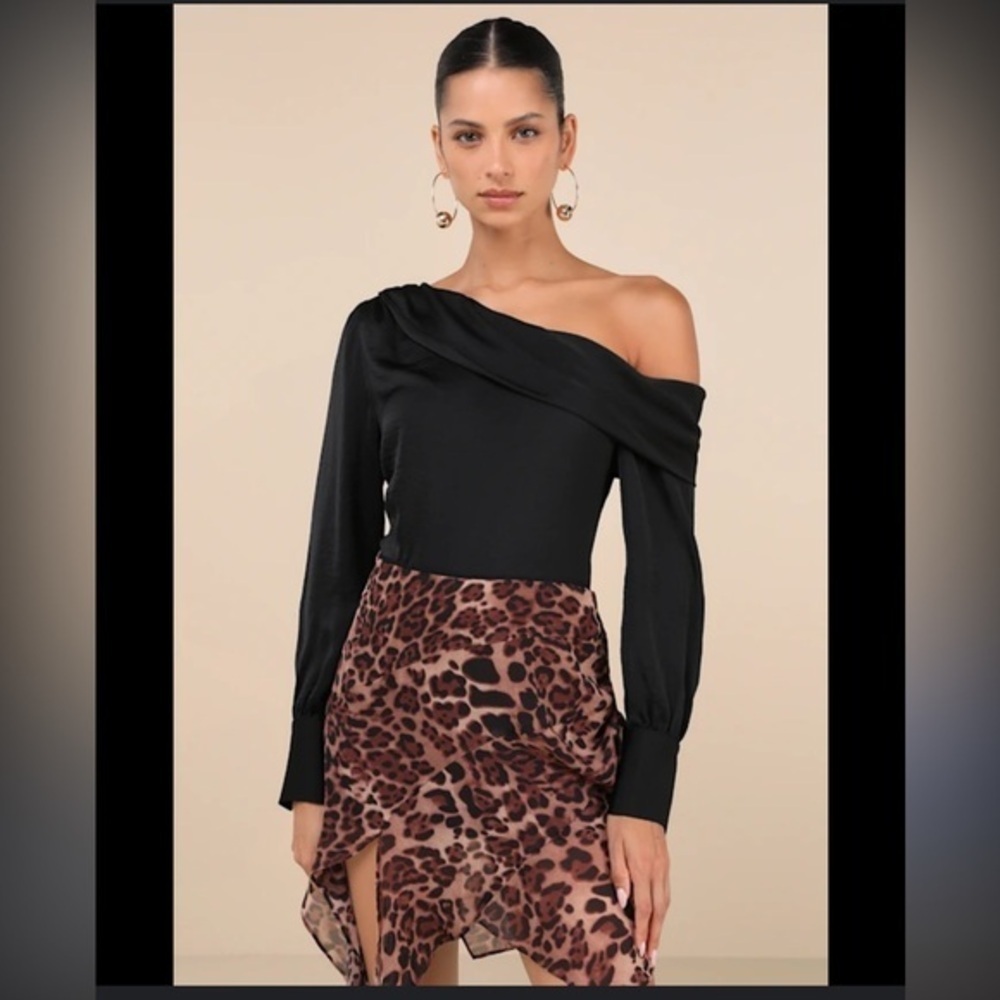 Lulu's Slate Gray Off-Shoulder Top